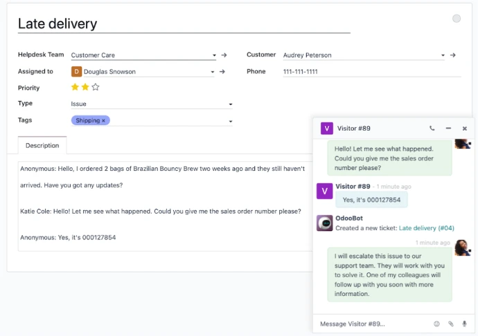 Opportunité CRM Odoo générée automatiquement par OdooBot depuis une conversation Live Chat avec informations du prospect, commercial assigné et historique de l'échange
